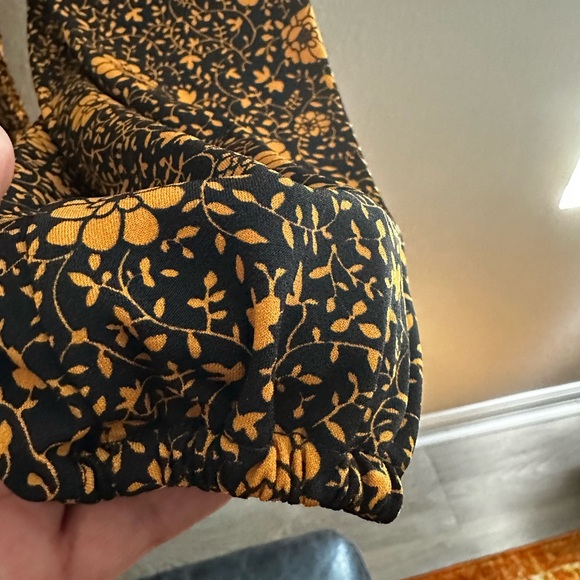 NEW MICHAEL KORS V-NECK BUTTON DOWN STRETCH FLARE FLORAL DRESS SIZE L - MARIGOLD - Picture 5 of 6